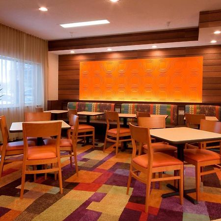 Fairfield Inn Philadelphia Airport מראה חיצוני תמונה
