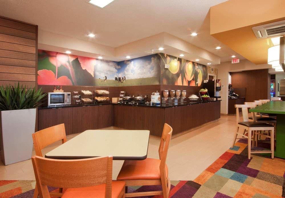 Fairfield Inn Philadelphia Airport מראה חיצוני תמונה