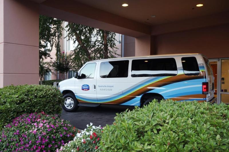 Fairfield Inn Philadelphia Airport מראה חיצוני תמונה