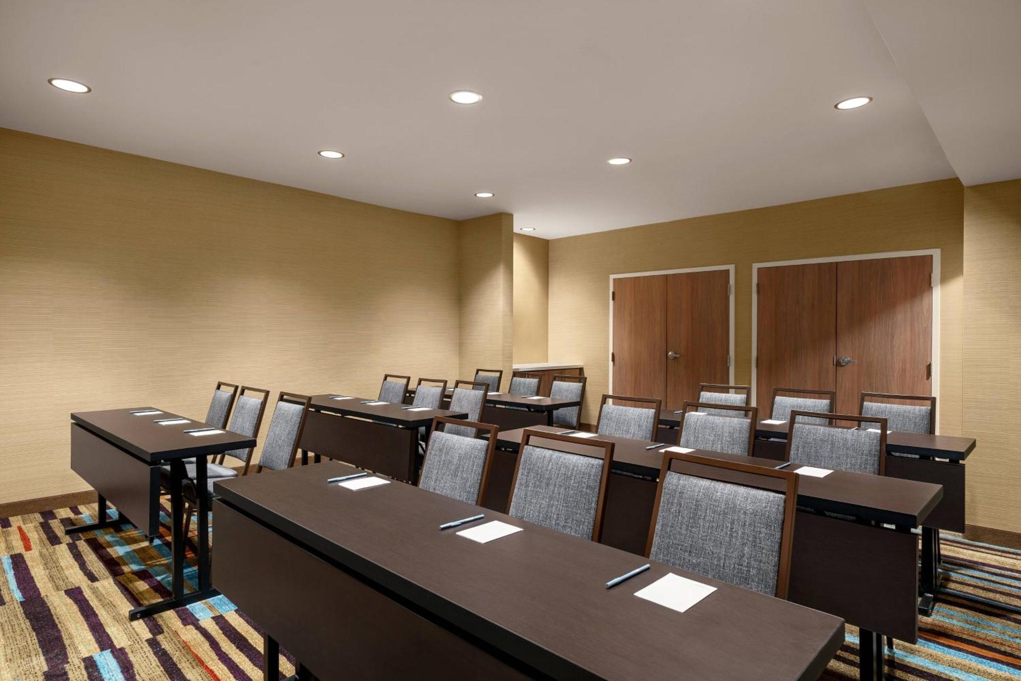 Fairfield Inn Philadelphia Airport מראה חיצוני תמונה