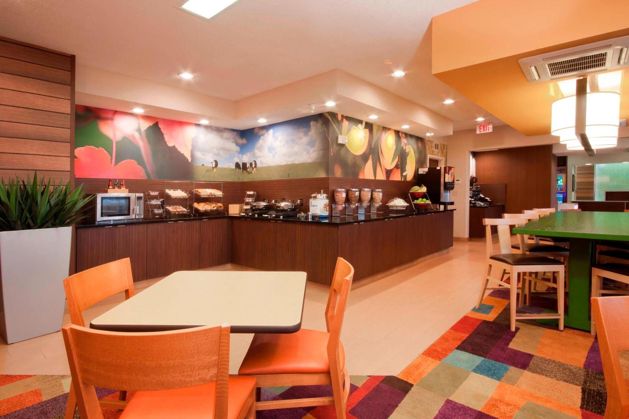 Fairfield Inn Philadelphia Airport מראה חיצוני תמונה