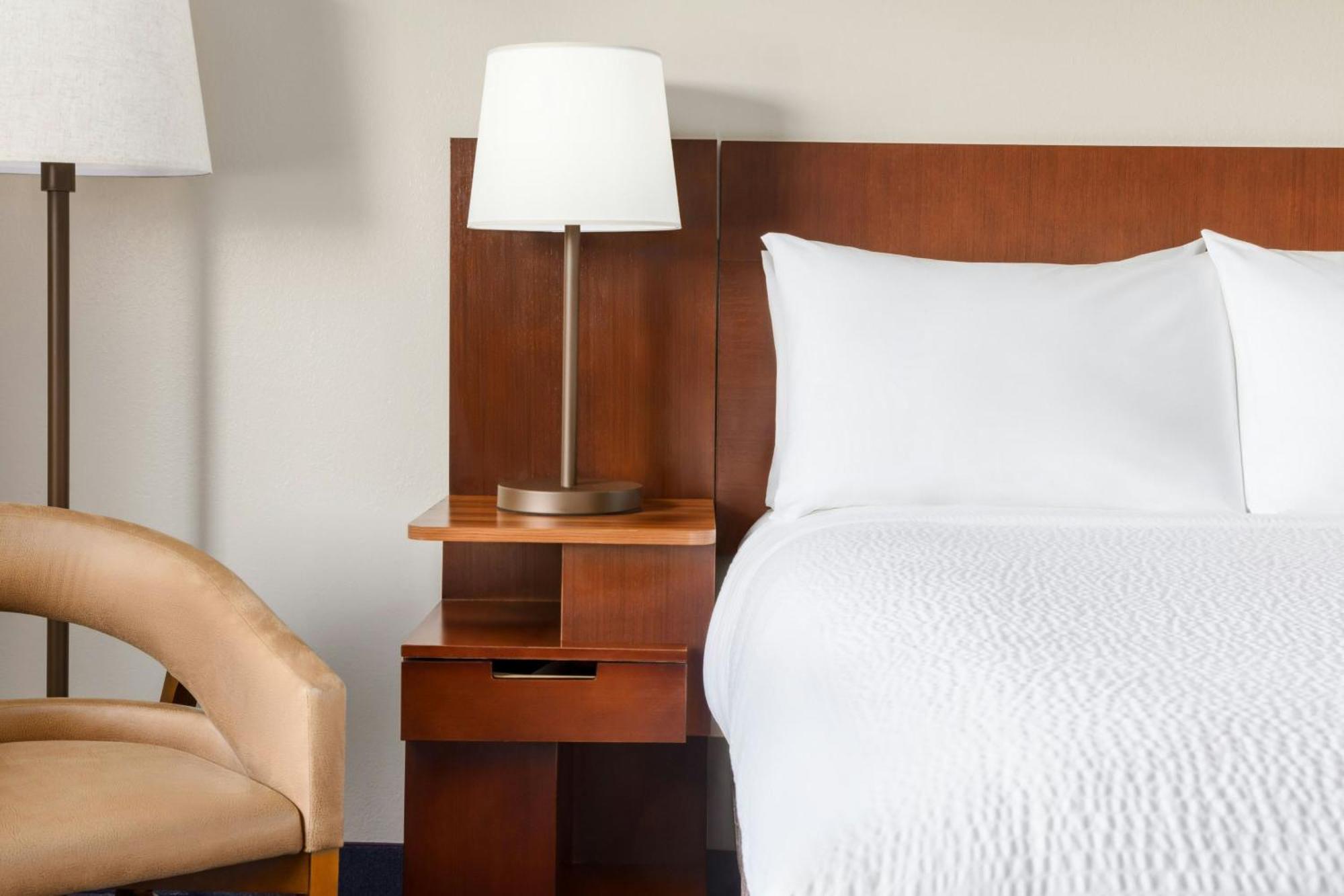 Fairfield Inn Philadelphia Airport מראה חיצוני תמונה