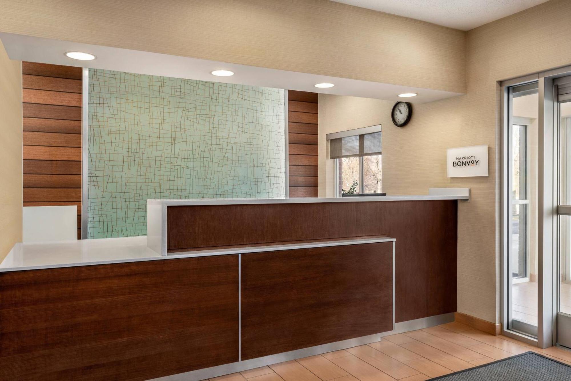 Fairfield Inn Philadelphia Airport מראה חיצוני תמונה